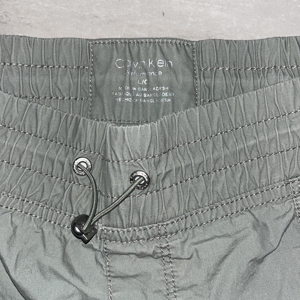 Calvin Klein Cargo Pants - Picture 3 of 4